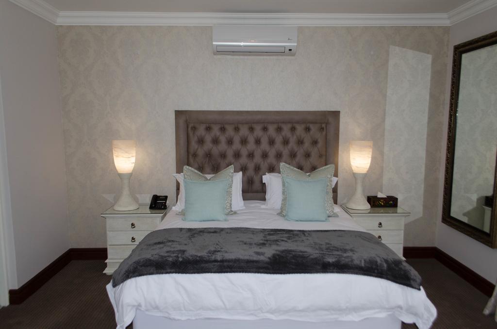 Classique Grace Boutique Hotel Sandton Rom bilde